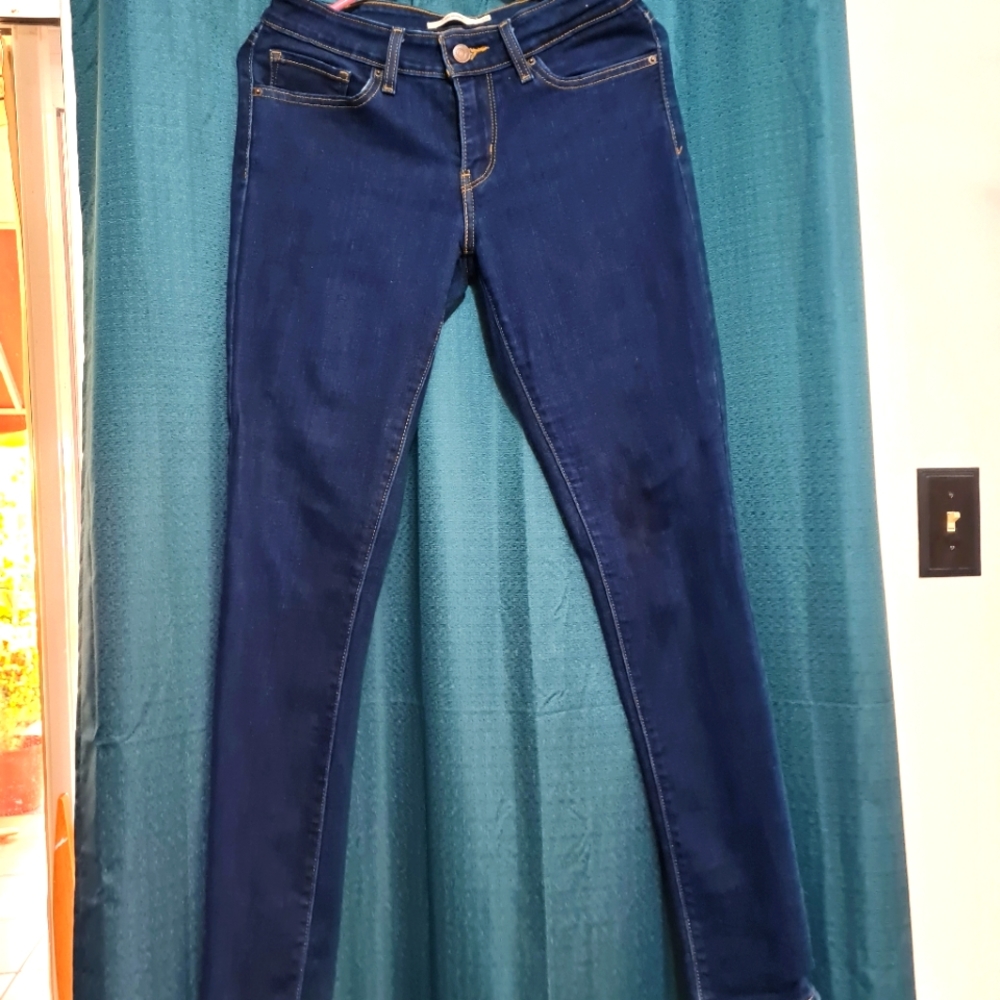 Women Levis Jean